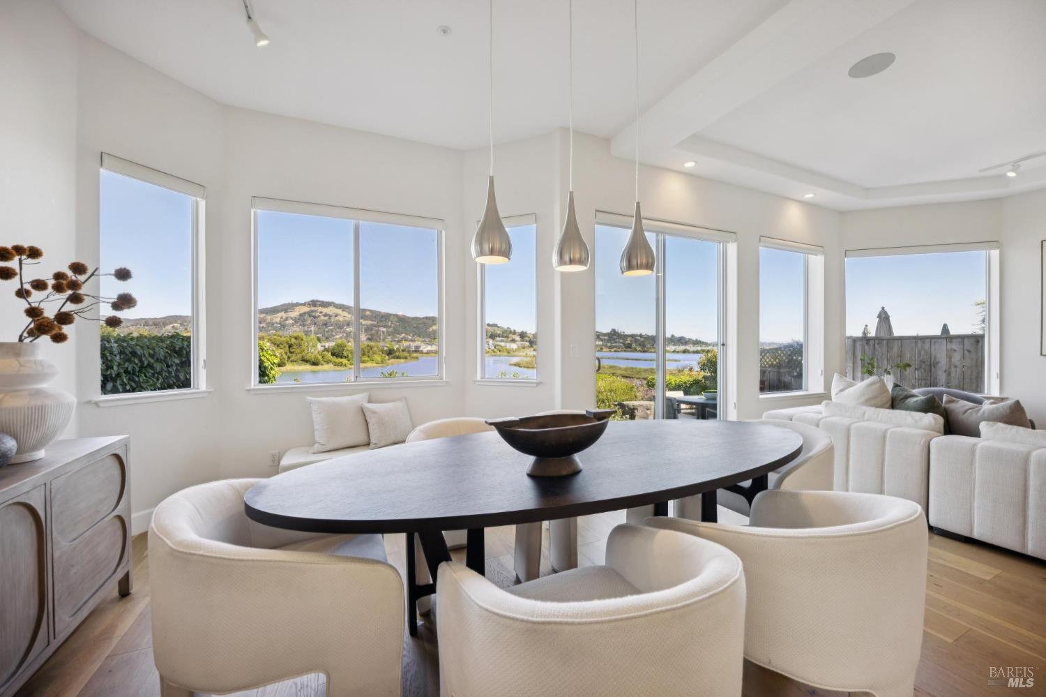 255 Baypoint Drive San Rafael, CA 94901 - Photo 12 of 62