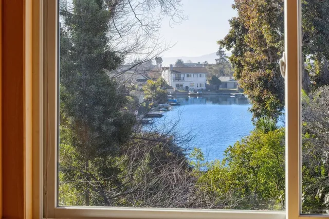 $1,995,000 | 1814-1814 Clinton Avenue, Alameda, CA 94501