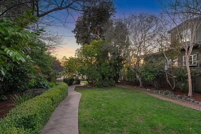 $1,995,000 | 1814-1814 Clinton Avenue, Alameda, CA 94501