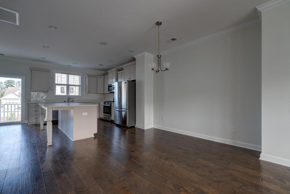 1545 Moss Spring Road Mount Pleasant, SC 29466 - Photo 4 of 20 20230505122410322943000000-o
