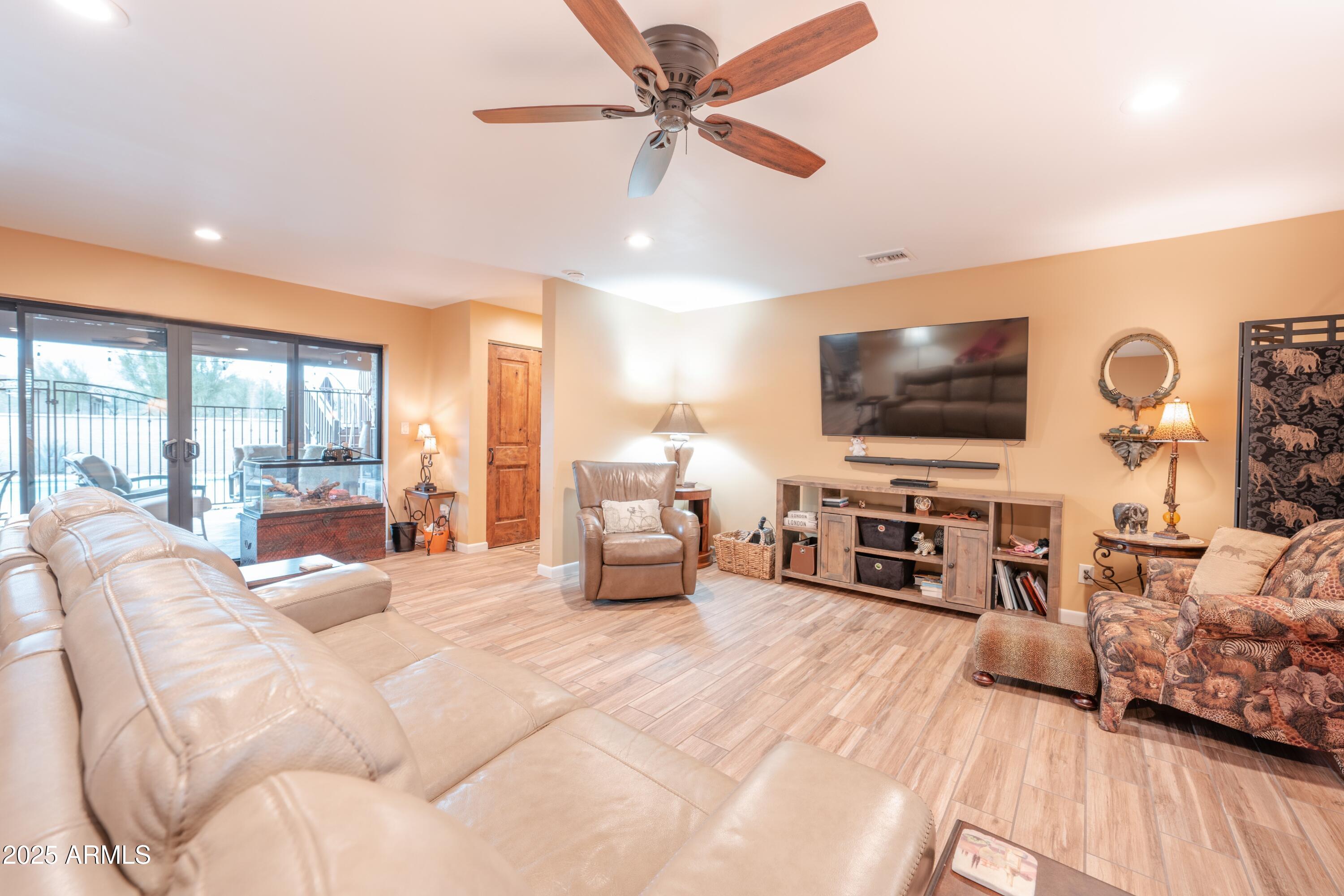 36801 North Long Rifle Road Carefree, AZ 85377 - Photo 28 of 61