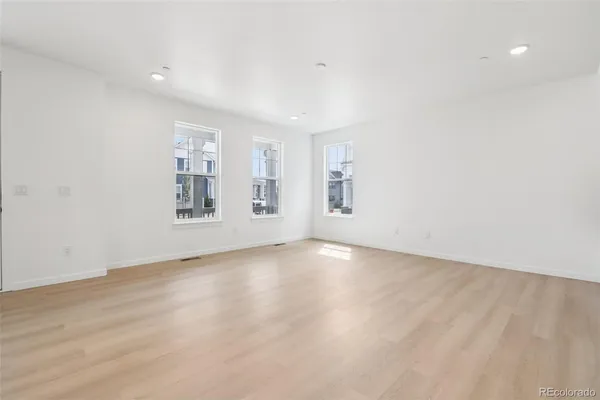 $675,112 | 1889 Chestnut Avenue, Erie, CO 80516