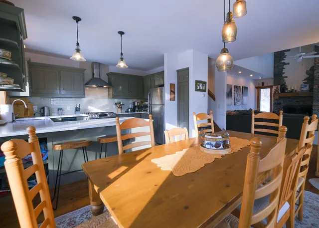 $850,000 | 133 Snowy Owl Lane, Plymouth, VT 05056