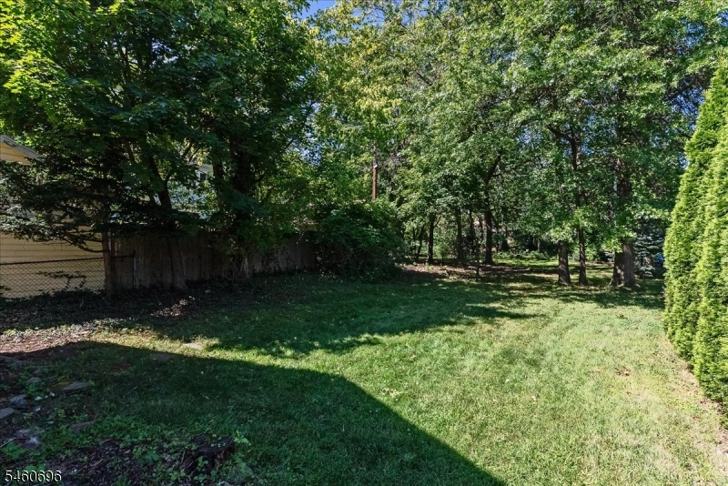 706 Valley Road, Unit 2 Montclair, NJ 07043 - Photo 30 of 32 Gallery Image 30