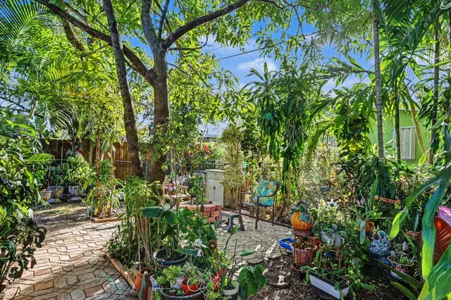 $484,900 | 2400 Desoto Drive, Miramar, FL 33023