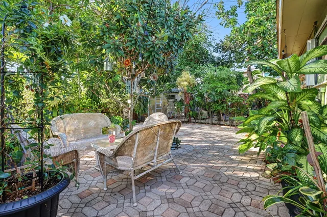 $484,900 | 2400 Desoto Drive, Miramar, FL 33023