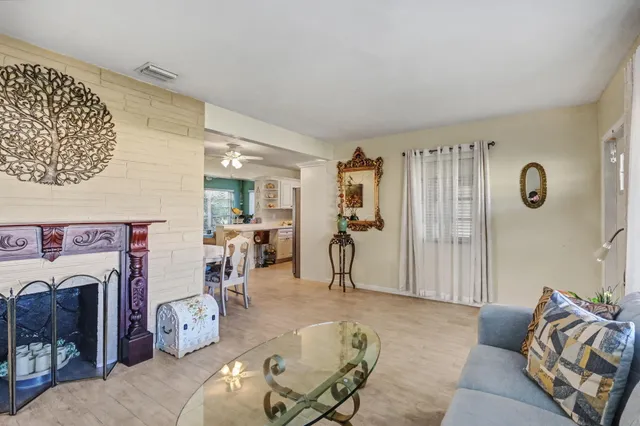 $484,900 | 2400 Desoto Drive, Miramar, FL 33023