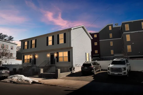 $949,000 | 76-78 Linden Street, Lynn, MA 01905