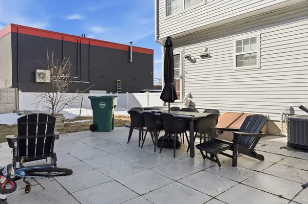 $949,000 | 76-78 Linden Street, Lynn, MA 01905