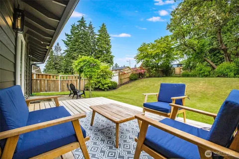 $569,950 | 30032 5th Avenue Southwest, Federal Way, WA 98023