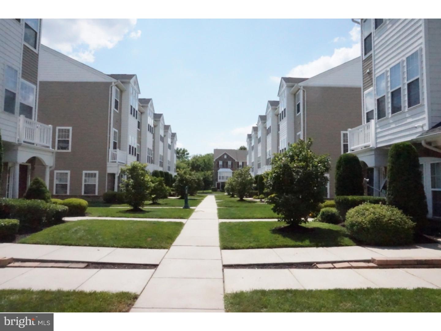 25 Turtle Court Delanco, NJ 08075 - Photo 2 of 11