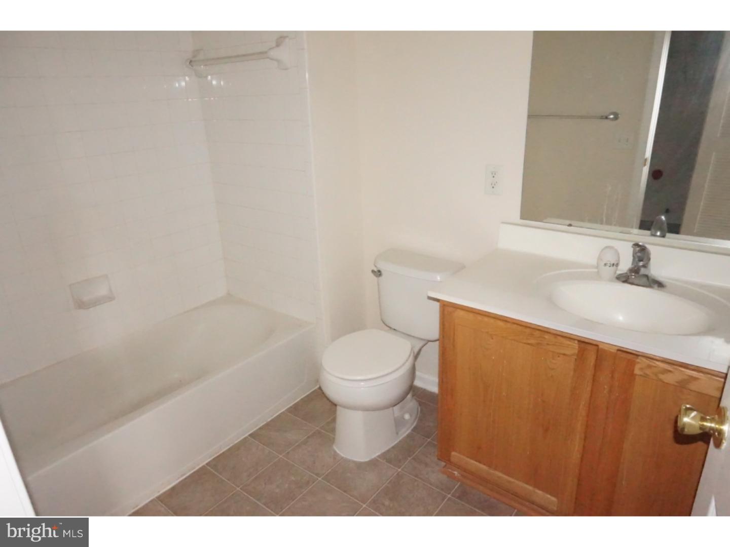 25 Turtle Court Delanco, NJ 08075 - Photo 8 of 11