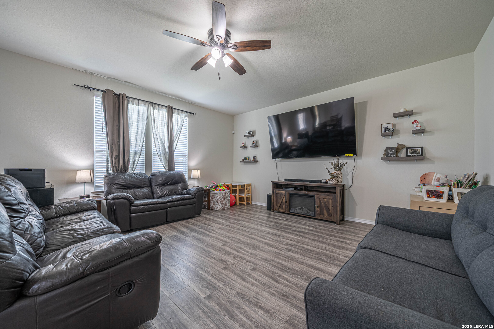 11906 Longfellow Ranch San Antonio, TX 78254 - Photo 4 of 35