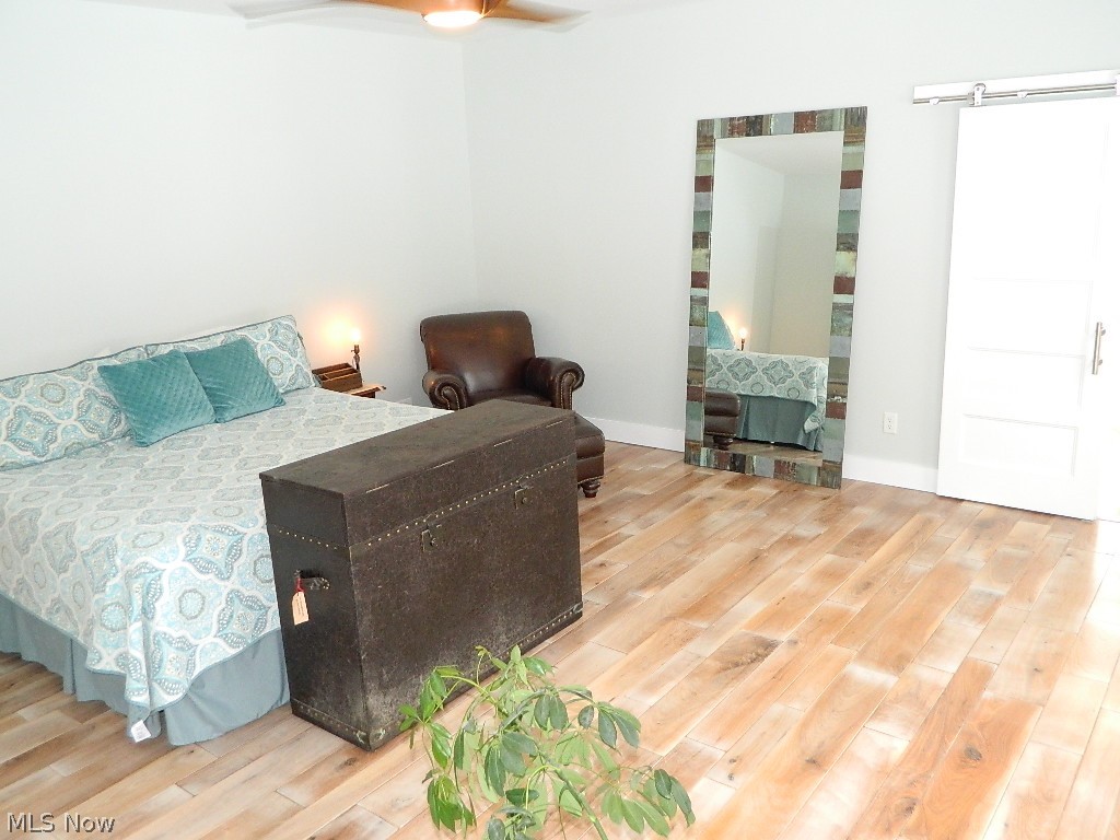 12464 Hotchkiss Road Burton, OH 44021 - Photo 10 of 35 Tranquil Owner's Suite with Access to a Private Patio ...