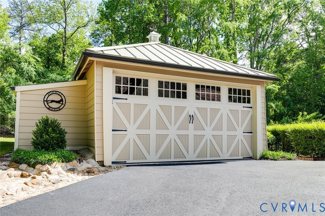 8535 Riverside Drive Richmond, VA 23235 - Photo 31 of 39 Gallery Image 31