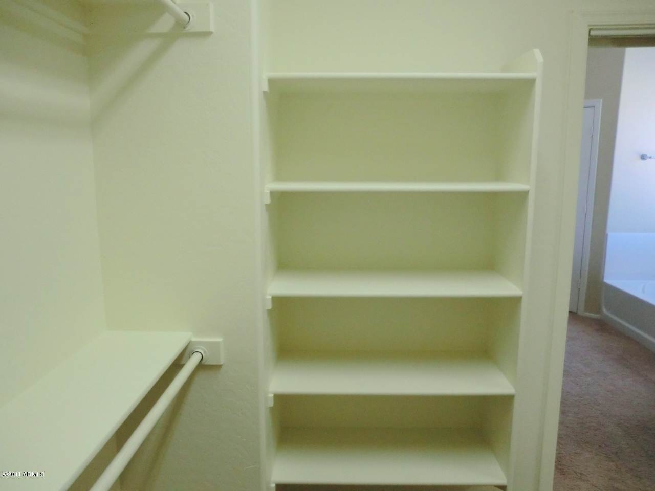 9800 Barley Road Florence, AZ 85132 - Photo 29 of 37 MASTER CLOSET