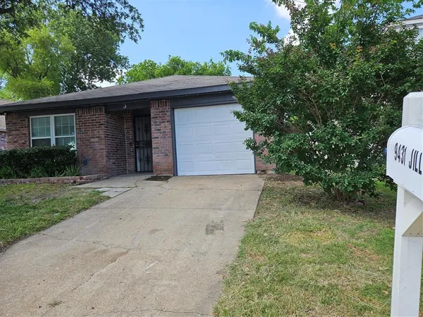 $2,200 | 9431 Jill Lane, Dallas, TX 75227