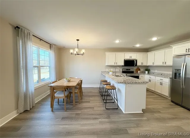 $224,900 | 1402 Frederick Avenue, Jeffersonville, IN 47130