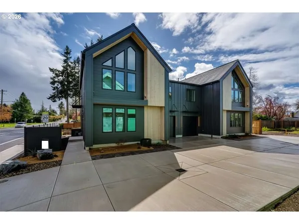 $1,180,000 | 2624 Gilham Road, Eugene, OR 97408