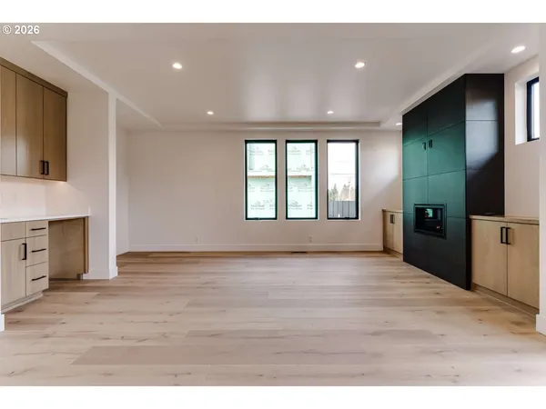 $1,180,000 | 2624 Gilham Road, Eugene, OR 97408