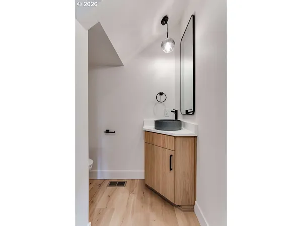 $1,180,000 | 2624 Gilham Road, Eugene, OR 97408