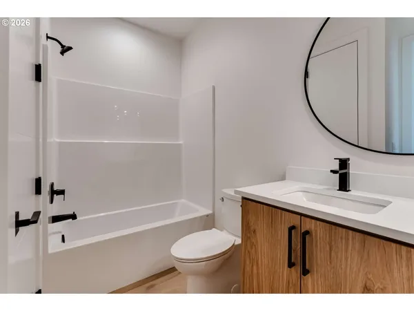 $1,180,000 | 2624 Gilham Road, Eugene, OR 97408