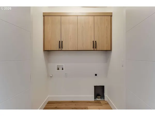 $1,180,000 | 2624 Gilham Road, Eugene, OR 97408