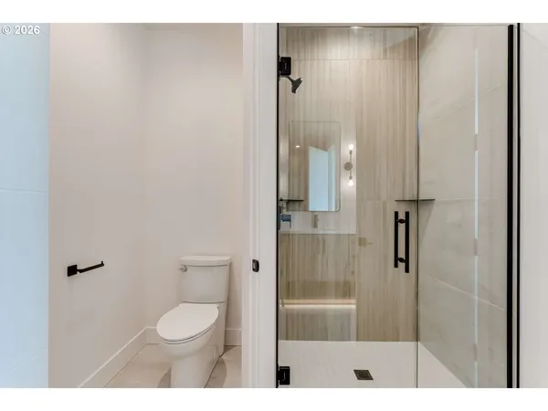 $1,180,000 | 2624 Gilham Road, Eugene, OR 97408