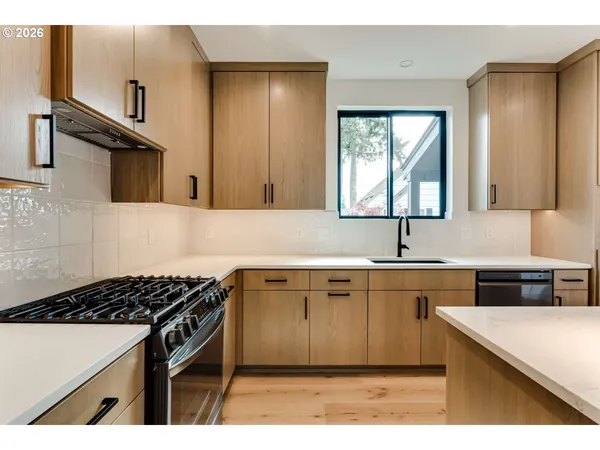 $1,180,000 | 2624 Gilham Road, Eugene, OR 97408