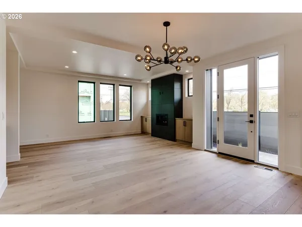 $1,180,000 | 2624 Gilham Road, Eugene, OR 97408