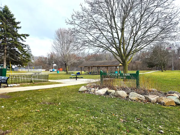 $100,000 | 218 South Cherry Street, Flushing, MI 48433