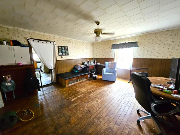 $100,000 | 218 South Cherry Street, Flushing, MI 48433