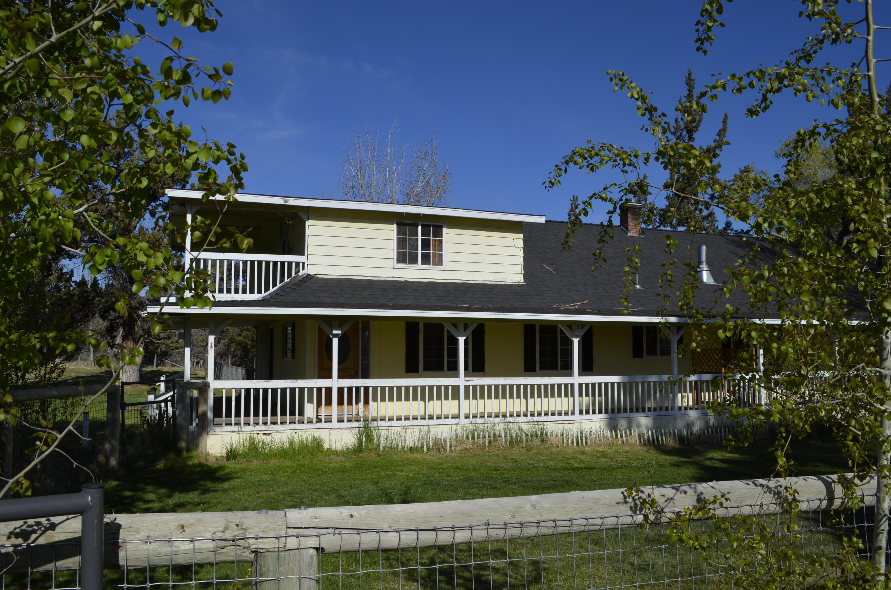 21911 Northeast Butler Market Road Bend, OR 97701 - Photo 5 of 25 _DSC0107