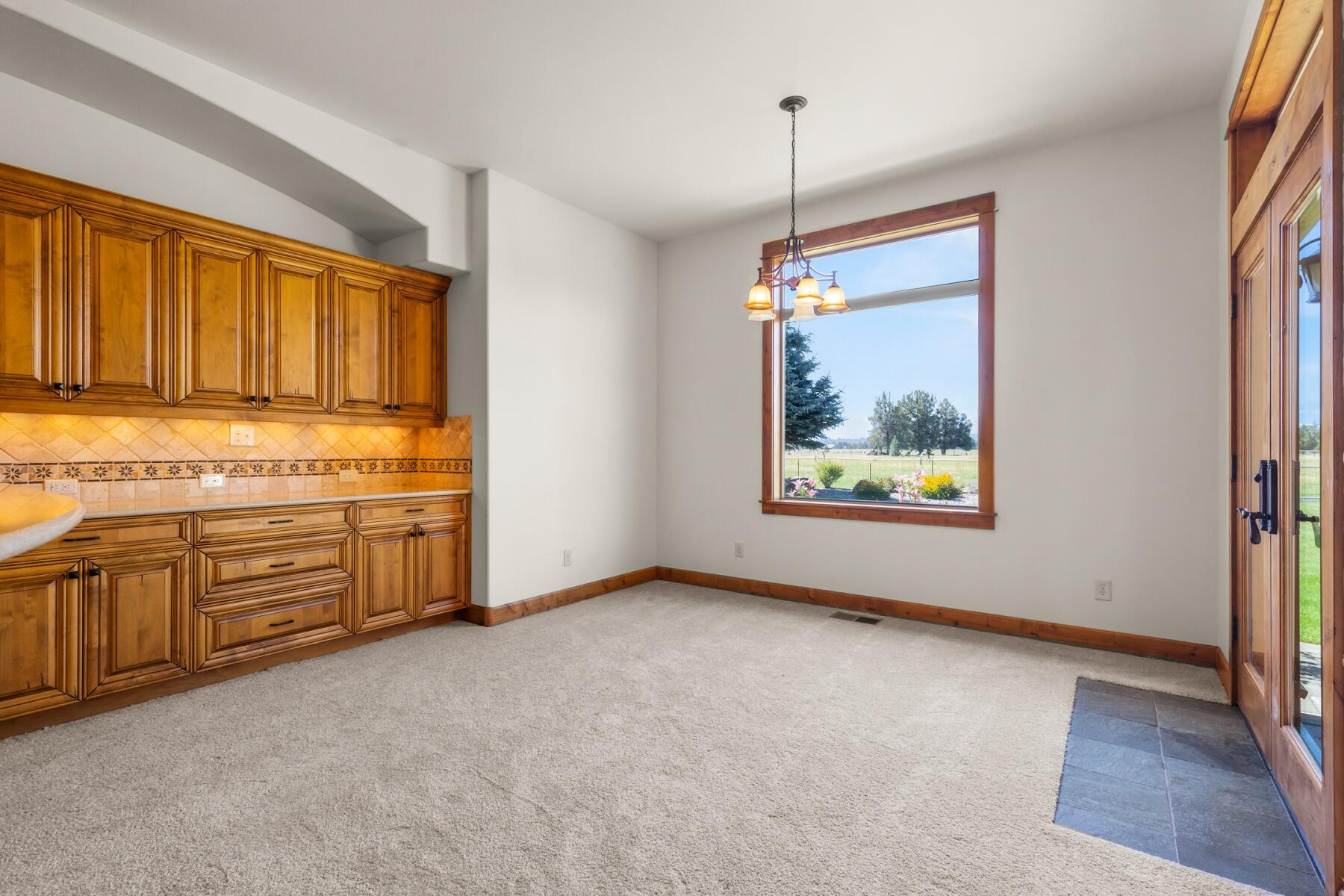 18929 Couch Market Road Bend, OR 97703 - Photo 19 of 57 batch_19