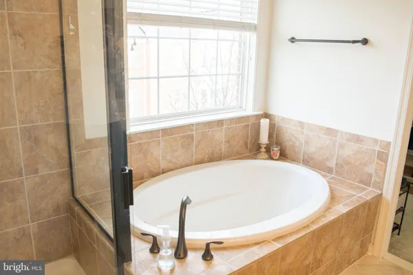 $3,595 | 2080 Hunting Creek Court, Alexandria, VA 22303