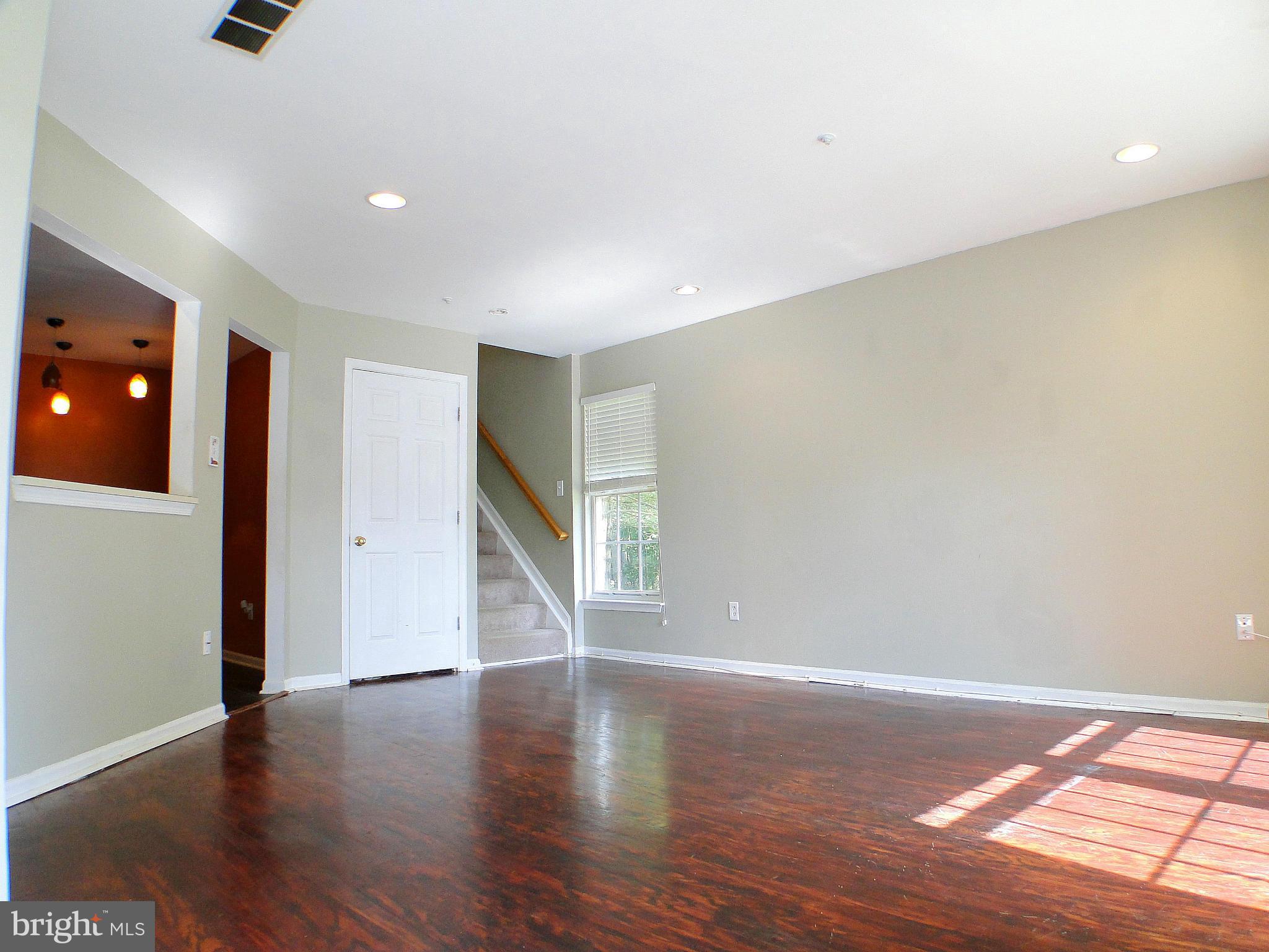 4200 Maple Path Circle, Unit 34 Baltimore, MD 21236 - Photo 4 of 30 18 x 14 Living Room