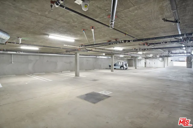 $7,900 | 1840 17th Street, Unit 1, Santa Monica, CA 90404