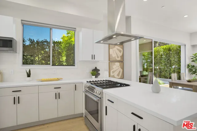 $7,900 | 1840 17th Street, Unit 1, Santa Monica, CA 90404