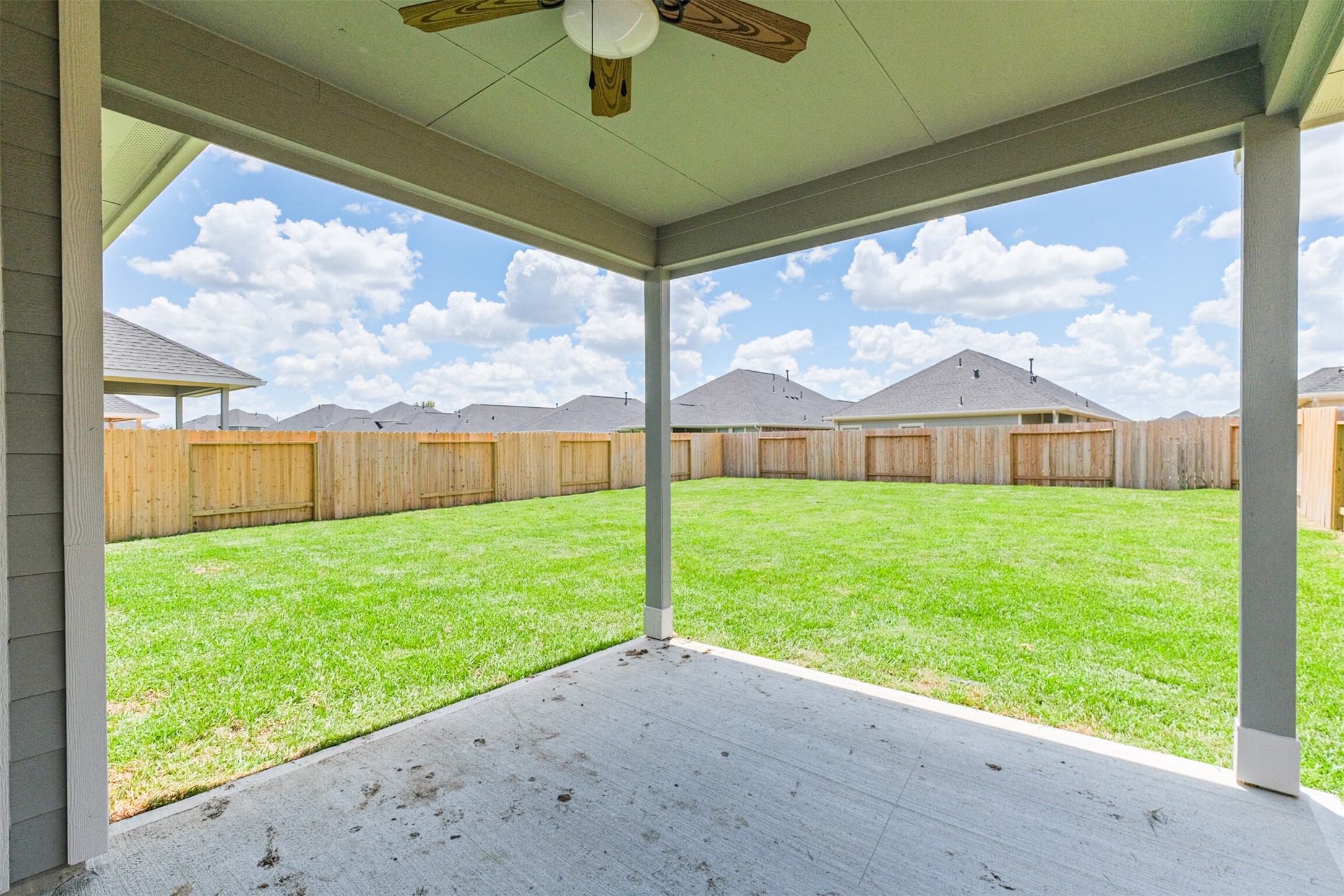 7922 Chukka Drive Fulshear, TX 77441 - Photo 36 of 39 a view of outdoor space and yard