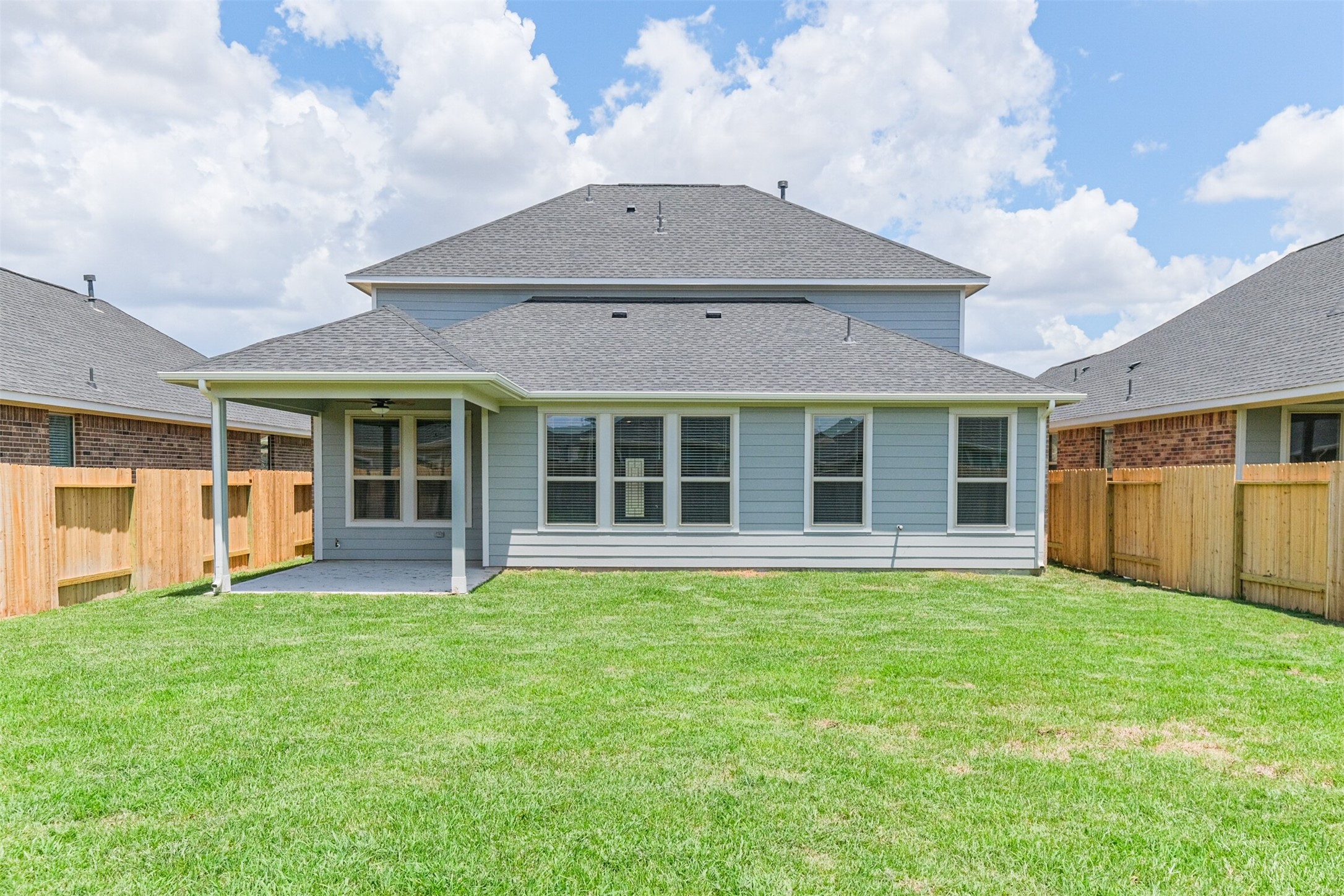 7922 Chukka Drive Fulshear, TX 77441 - Photo 37 of 39 front view of a house with a yard