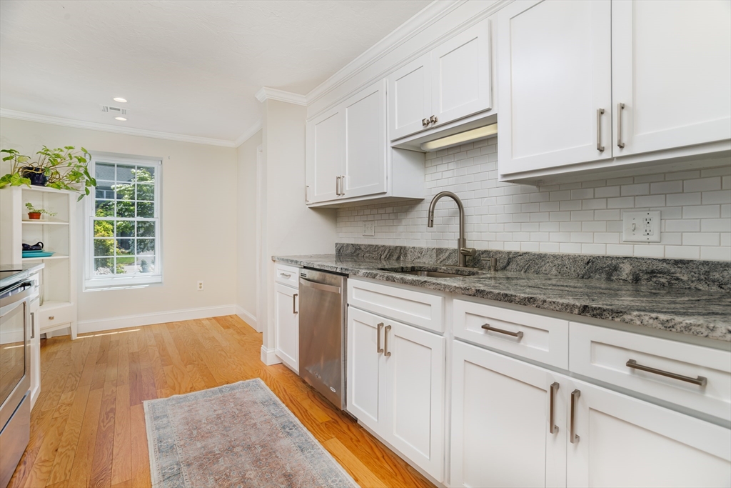 502 Ridgefield Circle, Unit A Clinton, MA 01510 - Photo 7 of 31