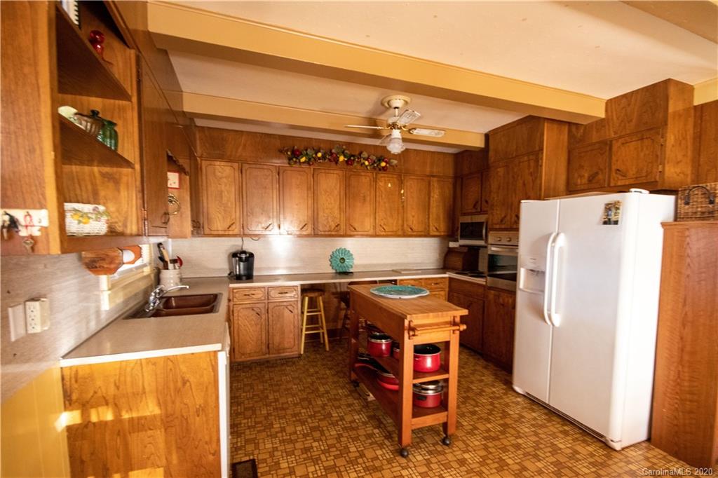 1534 Starcross Road Lenoir, NC 28645 - Photo 22 of 47 Gallery Image 22