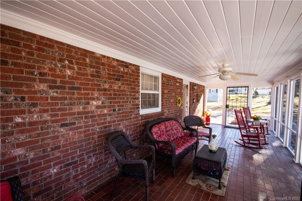 1534 Starcross Road Lenoir, NC 28645 - Photo 10 of 47 Gallery Image 10