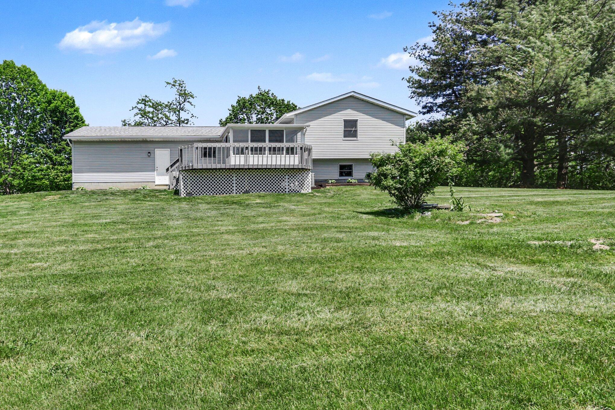 4315 Corner Road Alexandria, OH 43001 - Photo 33 of 39 Rear