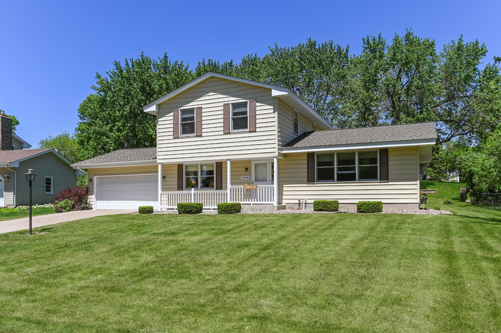 10032 Oxborough Road Bloomington, MN 55437 - Photo 1 of 39 Gallery Image 1