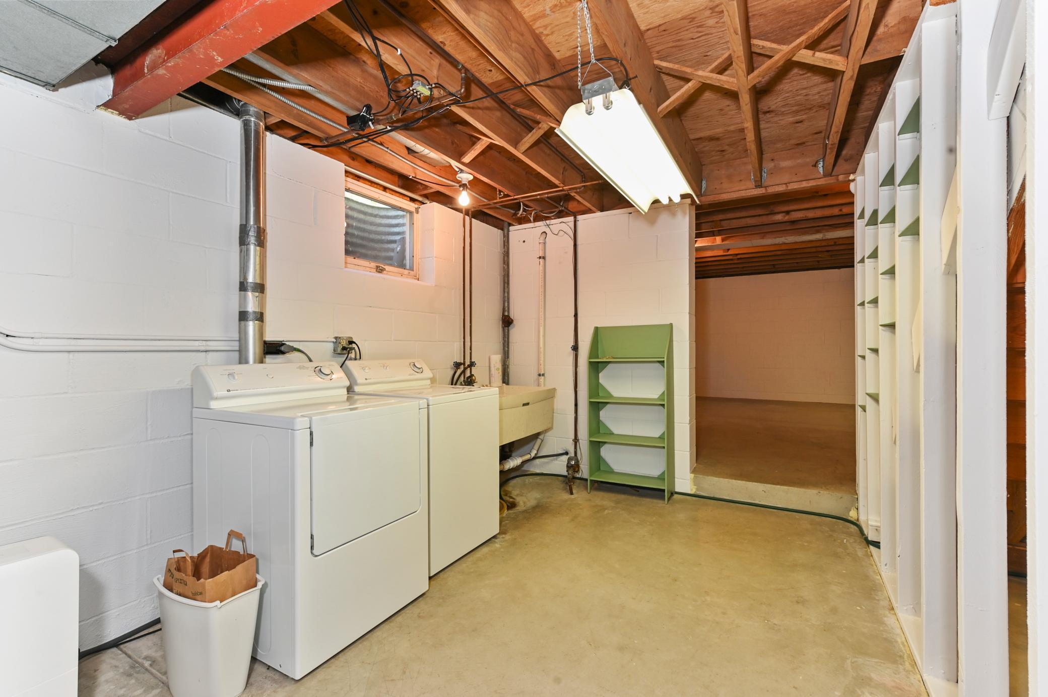 10032 Oxborough Road Bloomington, MN 55437 - Photo 31 of 39 Gallery Image 31