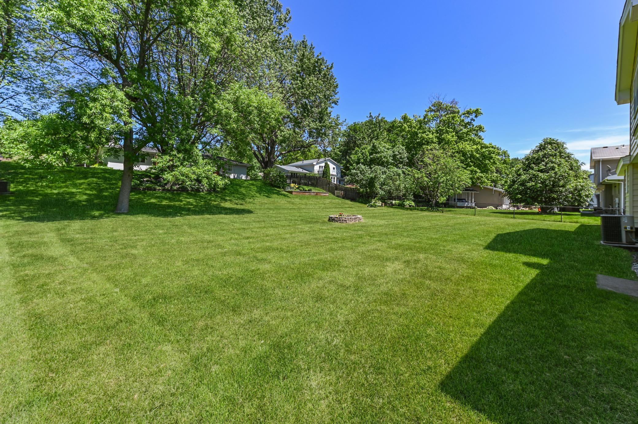 10032 Oxborough Road Bloomington, MN 55437 - Photo 34 of 39 Gallery Image 34