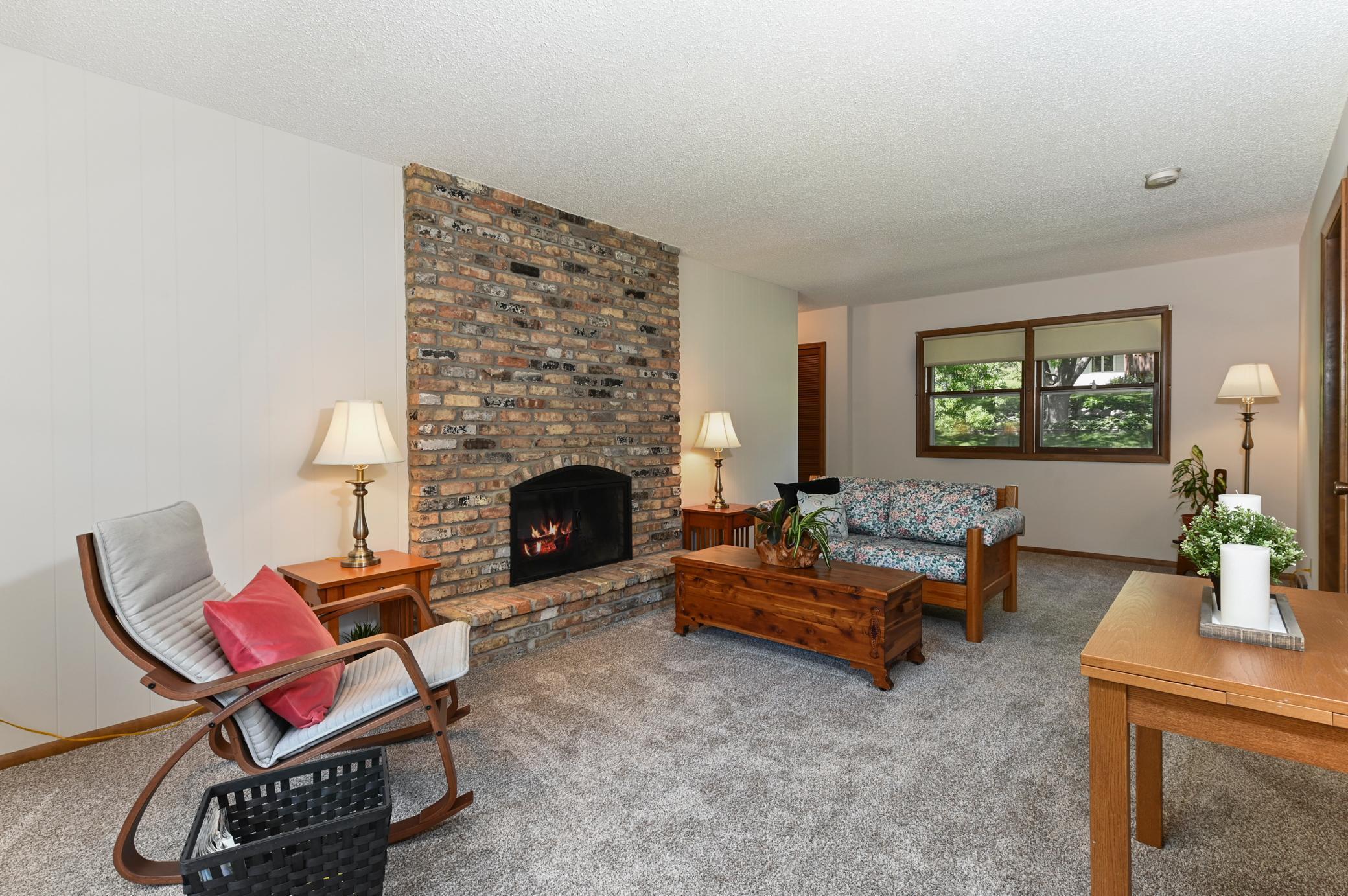 10032 Oxborough Road Bloomington, MN 55437 - Photo 7 of 39 Gallery Image 7
