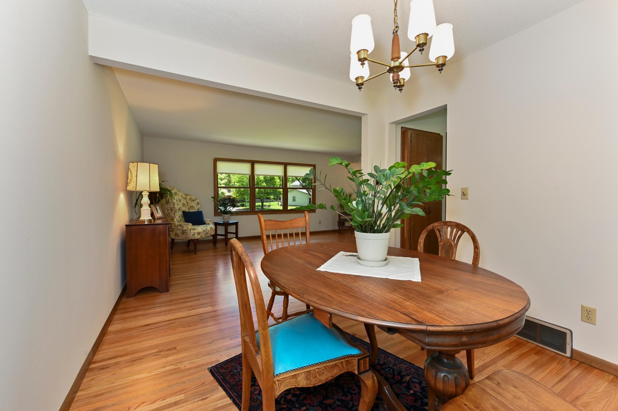 10032 Oxborough Road Bloomington, MN 55437 - Photo 10 of 39 Gallery Image 10