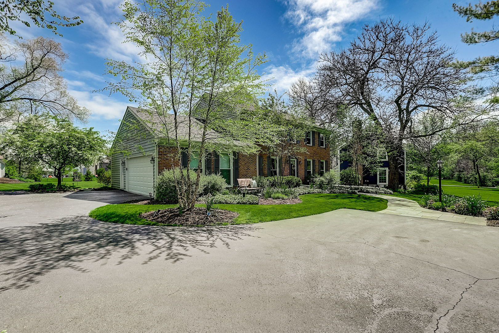 998 Plum Tree Road Fox River Grove, IL 60021 - Photo 3 of 52